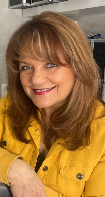 Yes it’s back, the jacket is back!