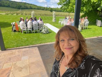 Weddings, Ryan Gosling and sneaky peeks…!